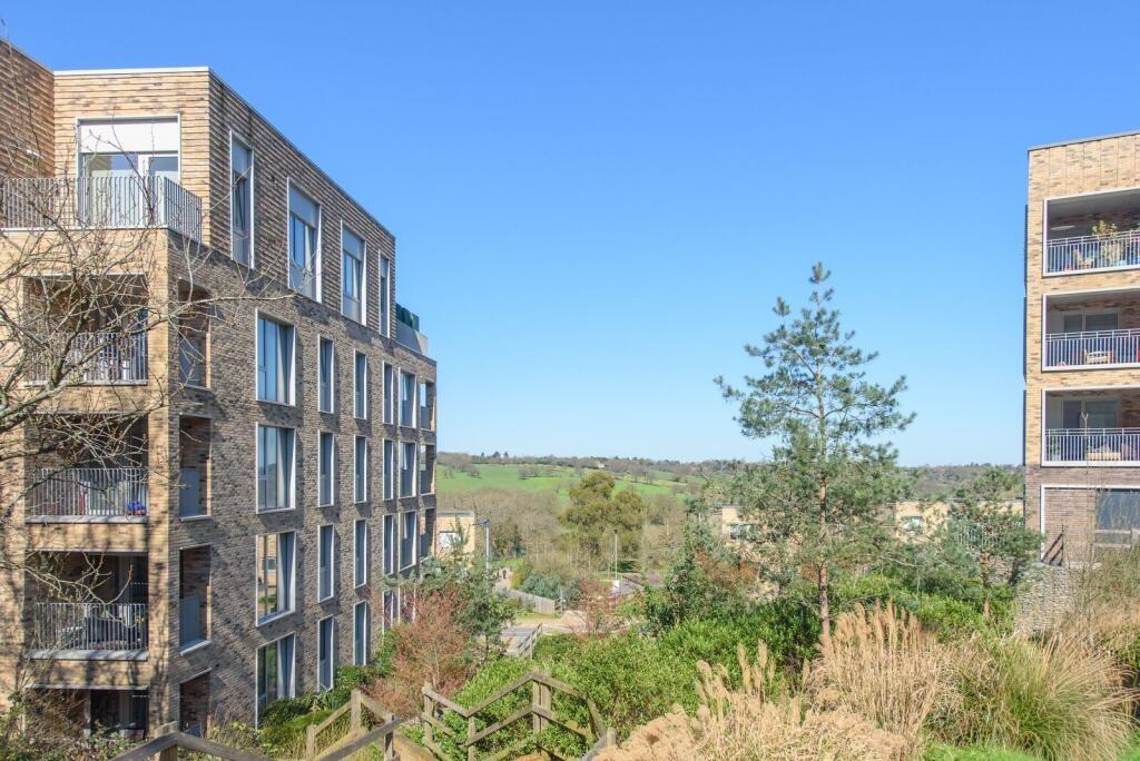 Medawar Drive, Mill Hill, NW7, London
